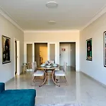 Apartamento Elegante De Frente Para O Mar Em Copacabana